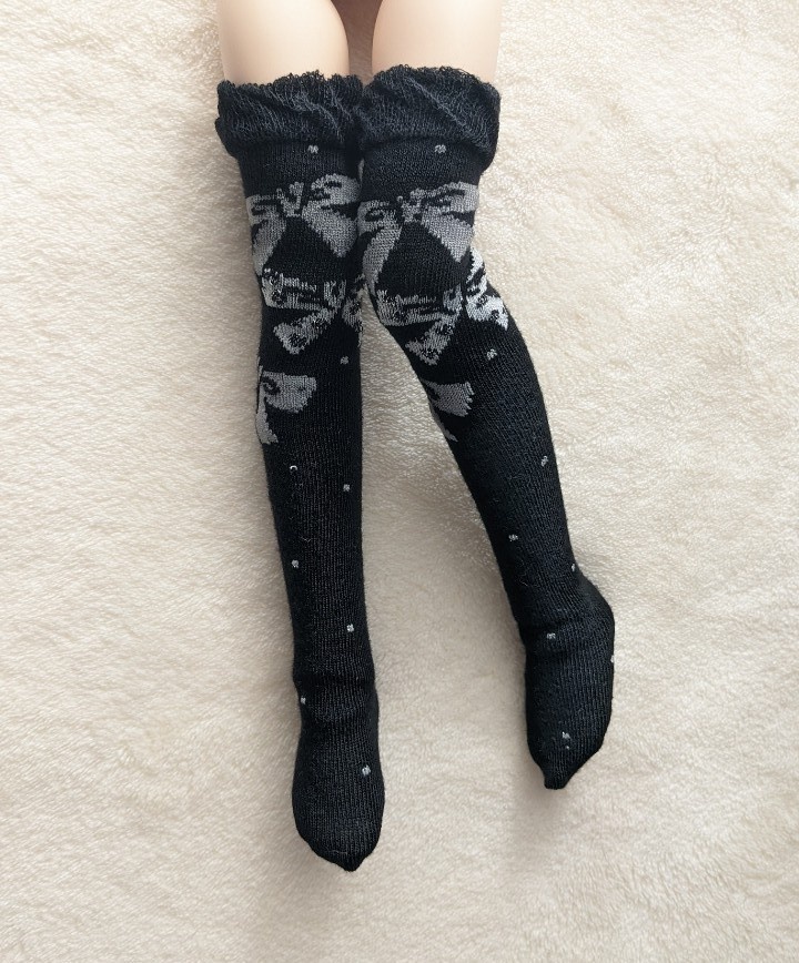 フリーサイズニーソックス ホイップポルカリボン 黒・灰・白