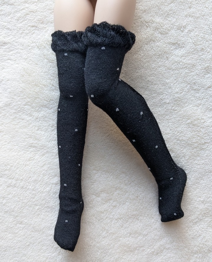 フリーサイズニーソックス ホイップポルカドット 黒・銀