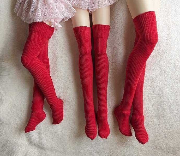 last1 1/3フリーサイズ ニーソックス リブニット レッド MDD・DDP・DD・DDDY着用可能