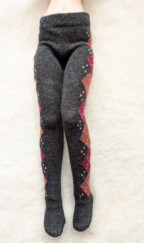 新作 MDDサイズ タイツ サイドアーガイル 濃灰・赤・オレンジ