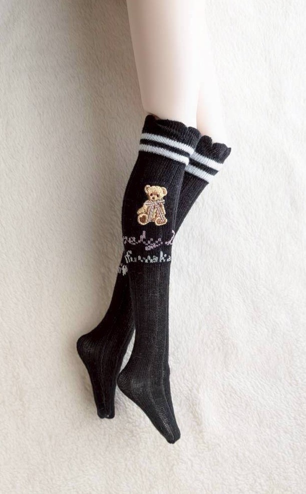 新作 1/3フリーサイズニーソックス ダブルライン ブラック くまさん MDD~DDDyまで着用可のソックス