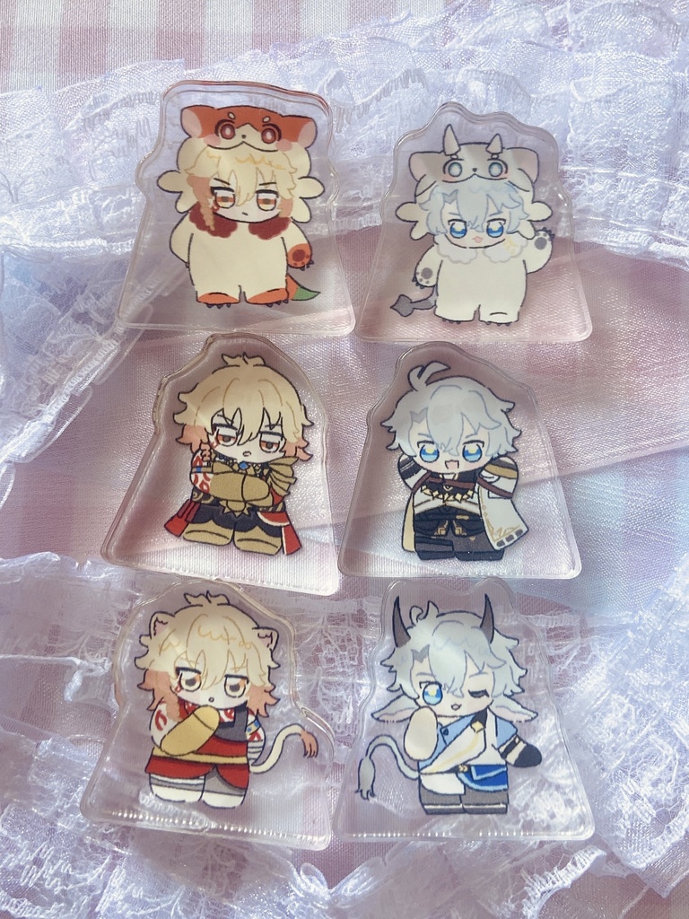 ミニアクリルスタンド(キメラファイノン)一段目右