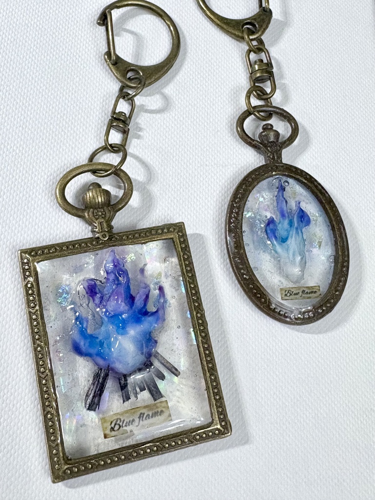 Blue flameチャーム