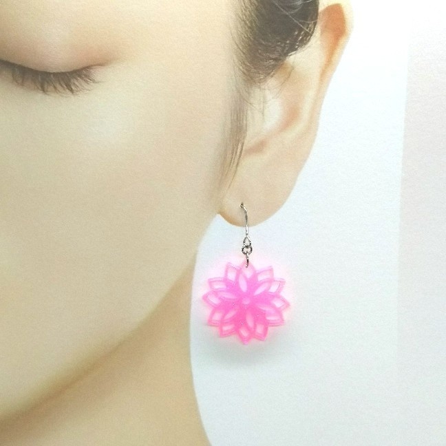 フラワーモチーフピアス【シルバー】【押し色ざんまいシリーズ】【片耳用】