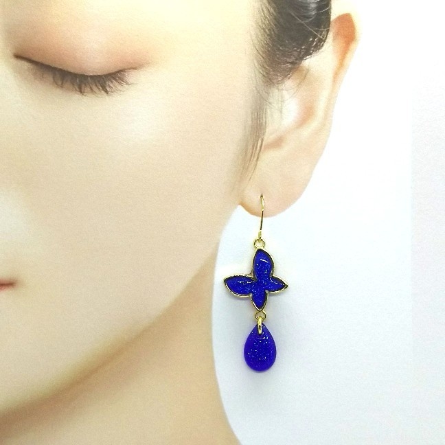 ゆらゆら揺れる♡蝶ピアス【片耳用】