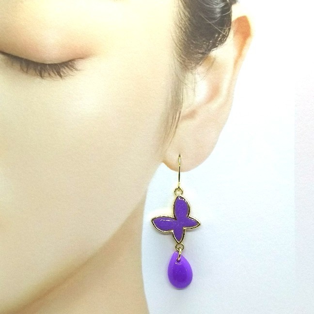 ゆらゆら揺れる♡蝶ピアス【片耳用】