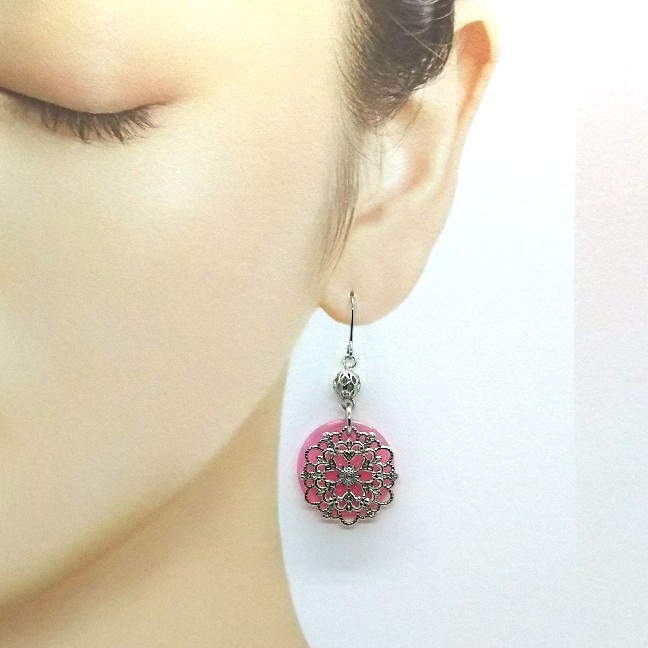 大人カワイイ❁フラワーモチーフピアス【片耳用】