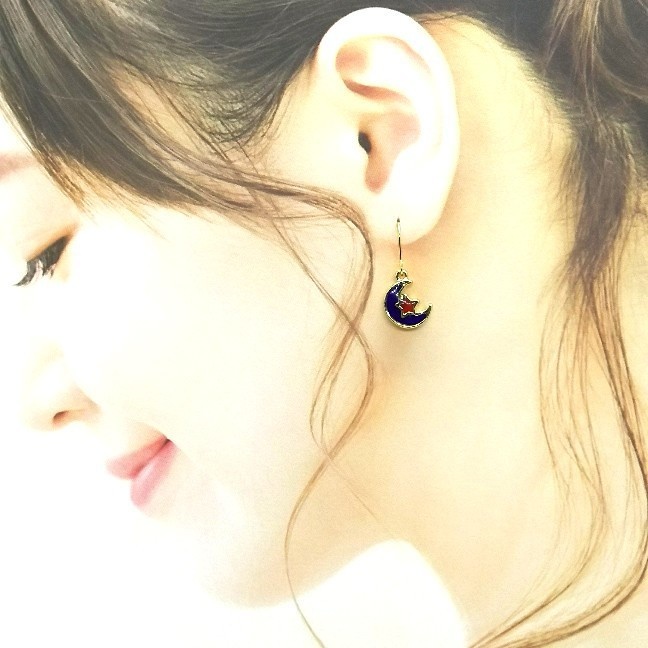 月☽星☆ピアス【片耳用】