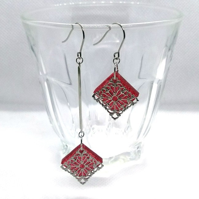 スクエア◇ピアス【シルバー】【赤】【両耳用】