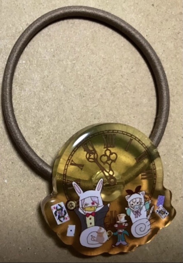 アクリルヘアゴム