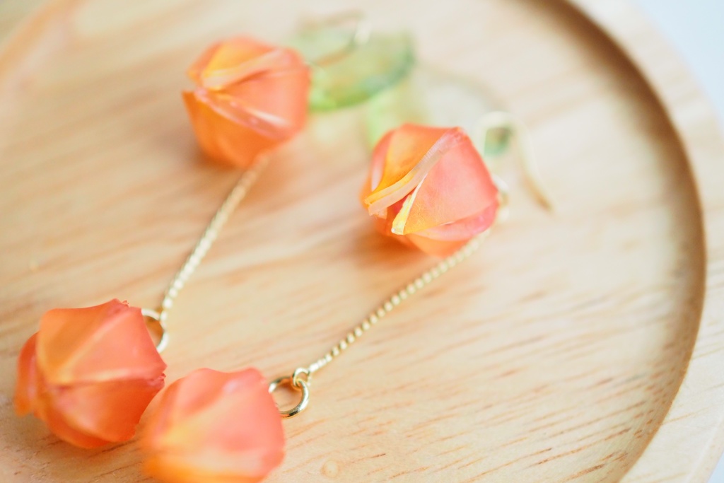 ホオズキのピアス