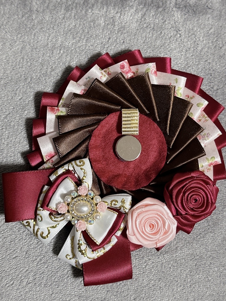 ロゼット 72ミリまで対応 ボールチェーン付き 薔薇