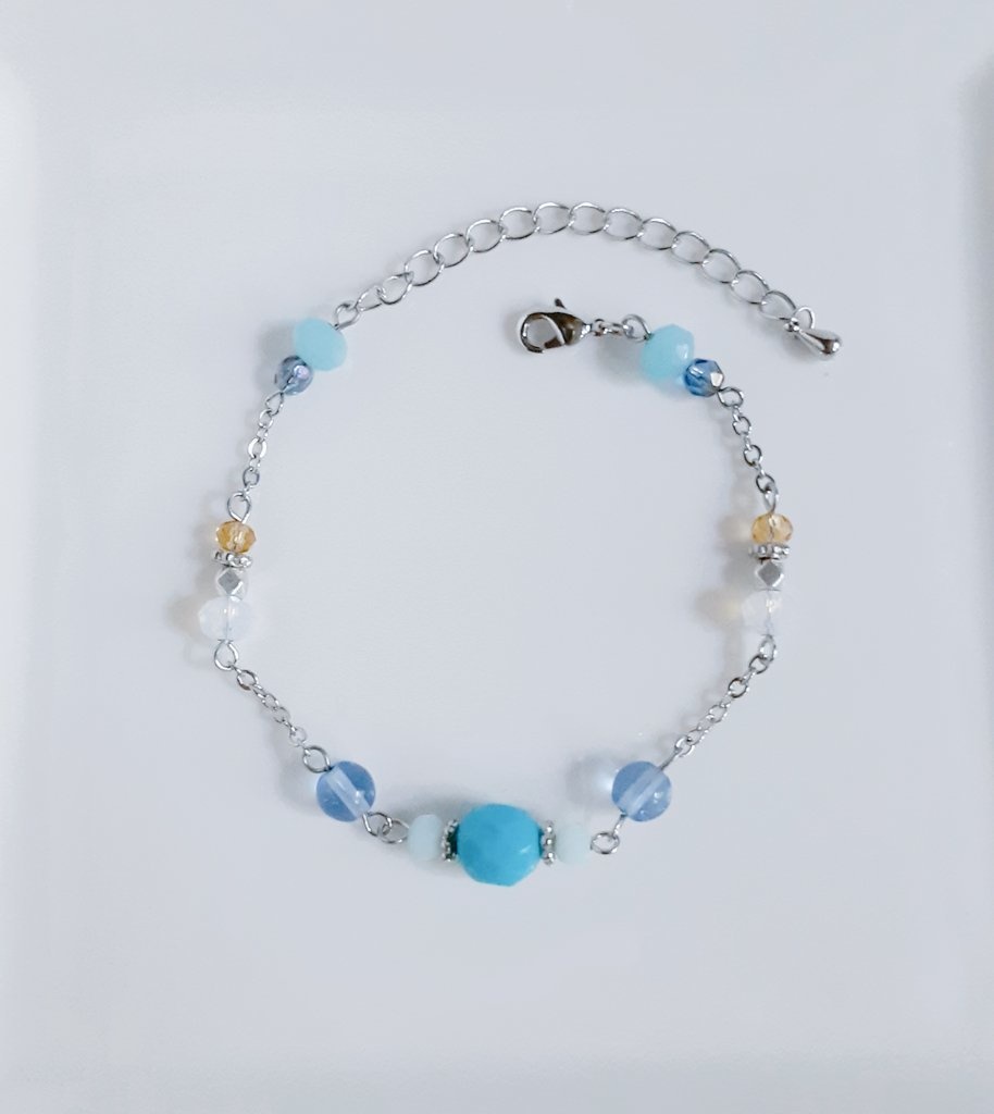 チェコとガラスビーズのブルーゴールドカラーブレスレット