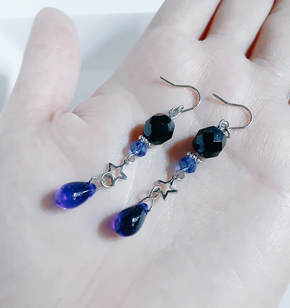 再再販☆しずくビーズとお星様のピアス/イヤリング(ネイビーブルー)