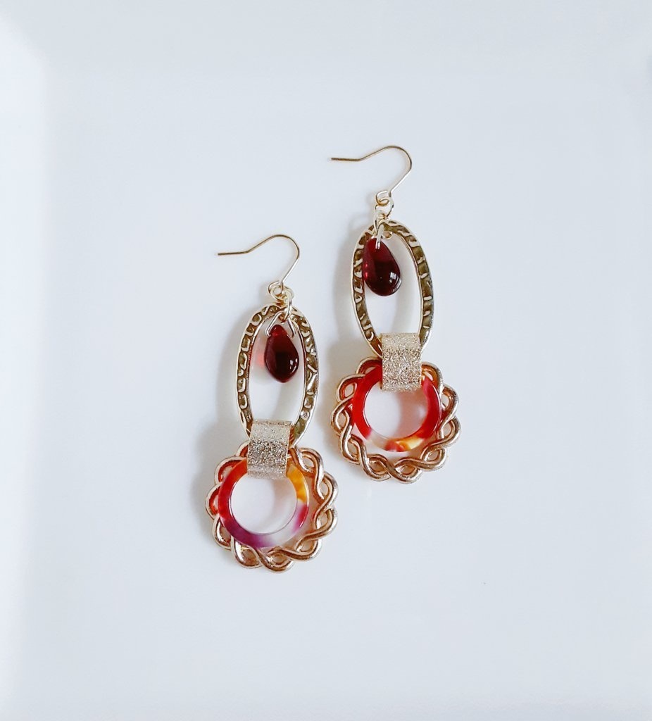 べっ甲風フープとオーバルフープのちょいおおぶりお洒落ピアス/イヤリング(レッド)