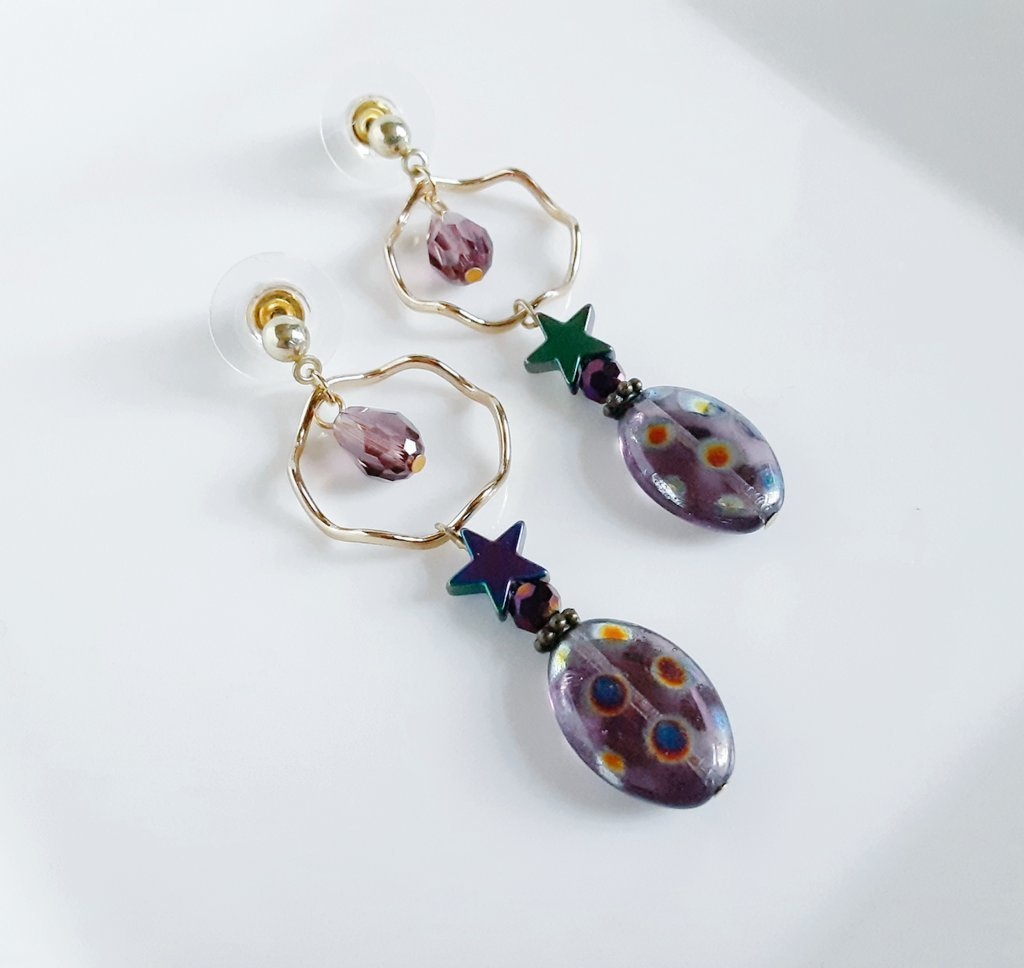 フープとチェコビーズの大人お洒落なピアス/イヤリング(パープル)