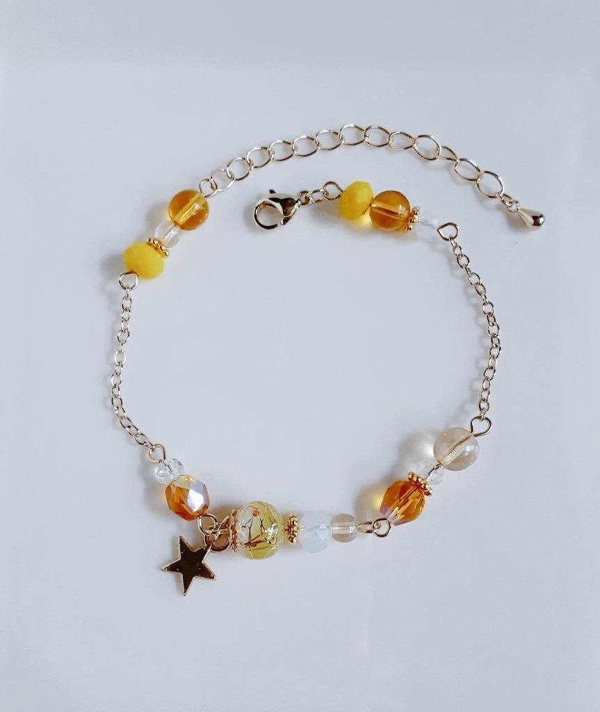 再販☆唐草ビーズとガラスビーズのオータムイエローカラーのブレスレット