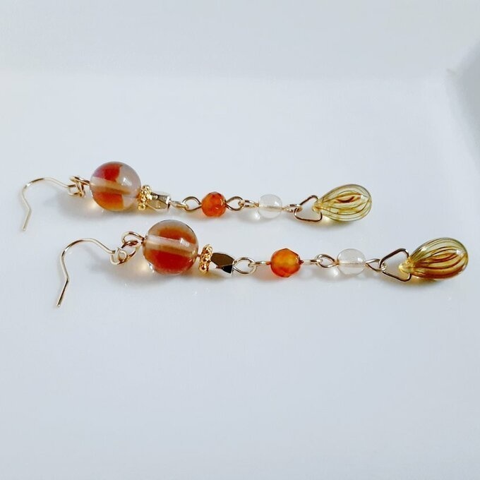 再販☆秋色トパーズカラーのゆらゆらロングピアス/イヤリング