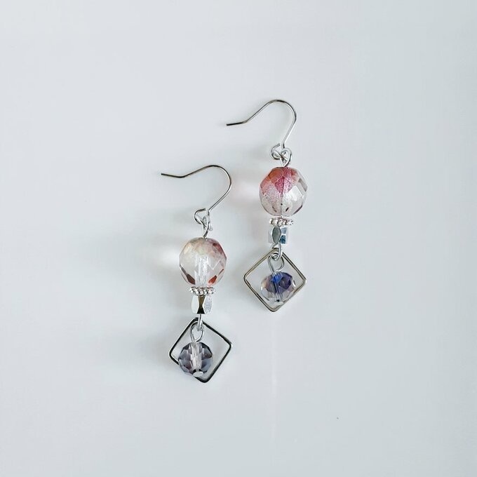 再販☆スクエアと大人可愛いピンキッシュパープルカラーのピアス/イヤリング