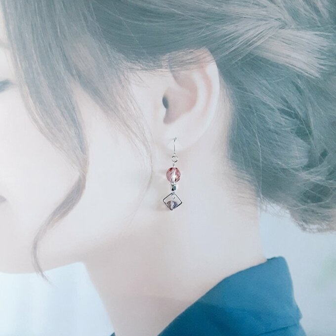 再販☆スクエアと大人可愛いピンキッシュパープルカラーのピアス/イヤリング