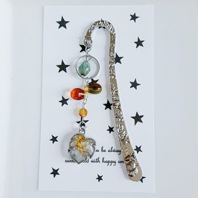 プレゼントにも自分用にもぴったり☆自然を感じるモンステラの葉っぱのブックマーク/しおり(文庫本用)