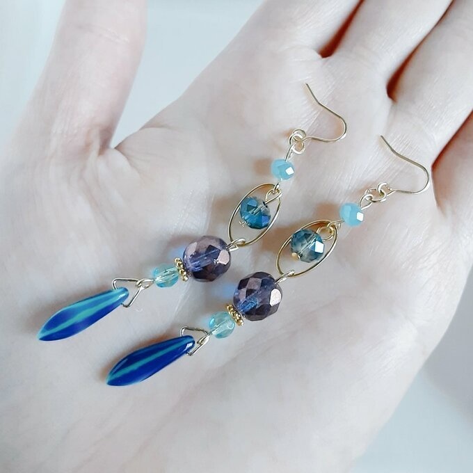 再販④☆チェコビーズとオーバルフープのお洒落ロングピアス/イヤリング(ブルーアメジストパープル)