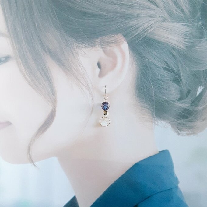 ラウンドとアメジストパープルカラーのピアス/イヤリング
