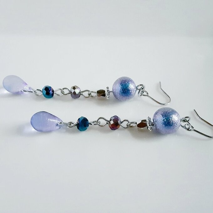 再再販☆ブルーパープル色のゆらゆらロングピアス/イヤリング