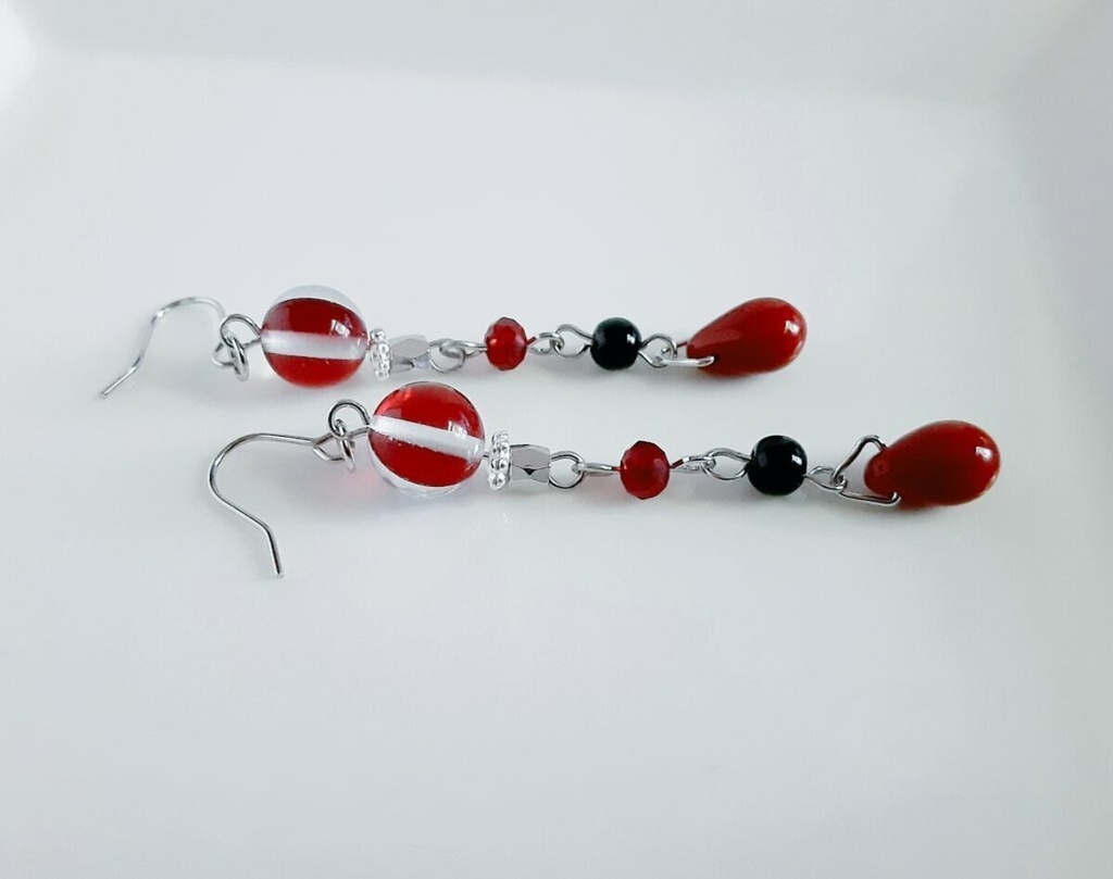 再販☆大人レッドブラックカラーのゆらゆらロングピアス/イヤリング/Chic Red Black Colored Dangling Earrings/Clip on Earrings