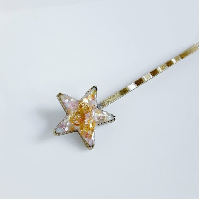 プレゼントにぴったり☆歯車入りプチスチームパンク風のお星様ヘアピン(ふんわりピンクゴールド)/Pale Pink Gold Colored Steampunk Star Hair Clip/ Hair PIn