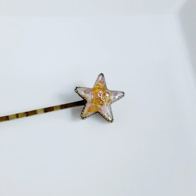 プレゼントにぴったり☆歯車入りプチスチームパンク風のお星様ヘアピン(ふんわりピンクゴールド)/Pale Pink Gold Colored Steampunk Star Hair Clip/ Hair PIn