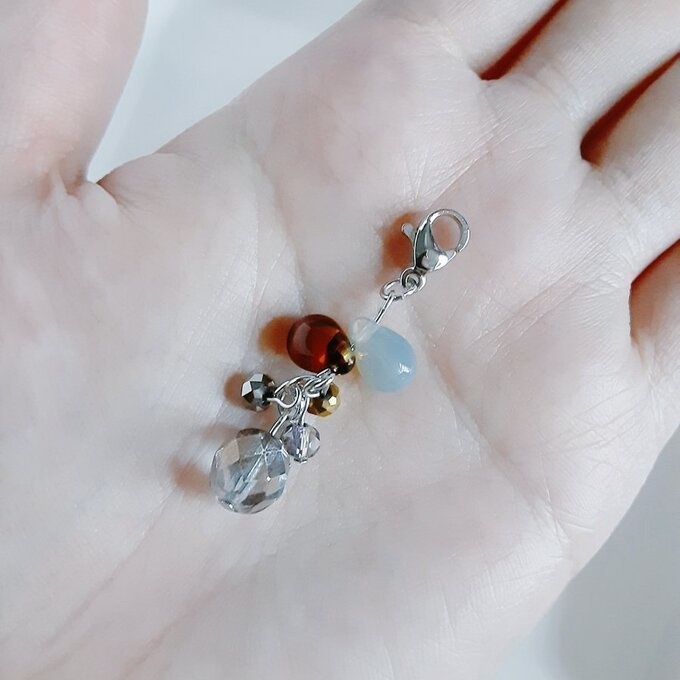 チェコビーズが揺れる☆しずくとガラスビーズのマスクチャーム/マスクアクセサリー(グレイッシュ)