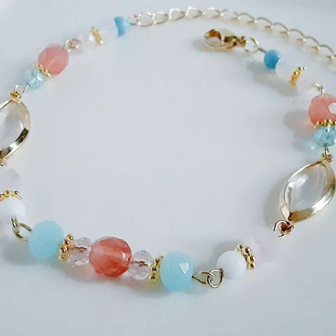 アクリルフレームストーンが素敵な可愛いブレスレット(ピンクブルー)