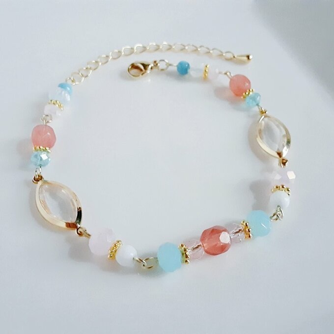 アクリルフレームストーンが素敵な可愛いブレスレット(ピンクブルー)