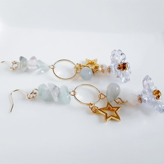 フラワービーズとお星様が可愛い☆ファンシーピアス/イヤリング(フローライト)