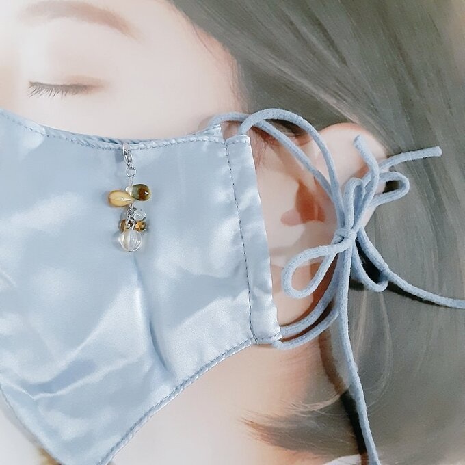 チェコビーズが揺れる☆しずくとガラスビーズのマスクチャーム/マスクアクセサリー(黄昏ゴールド)