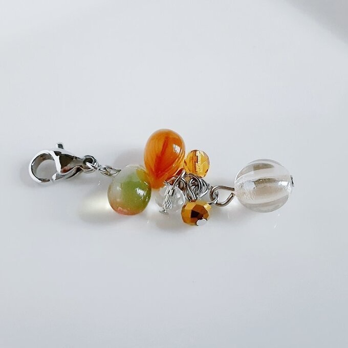 チェコビーズが揺れる☆しずくとガラスビーズのマスクチャーム/マスクアクセサリー(黄昏ゴールド)