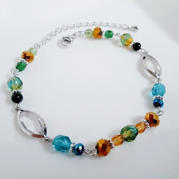 アクリルフレームストーンが素敵な秋色ブレスレット(エメラルドグリーン)