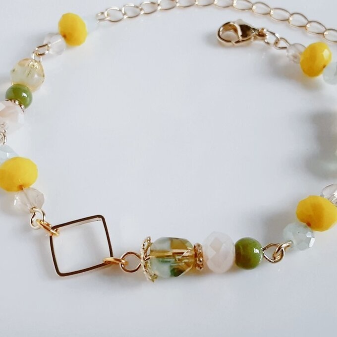 スクエア付き☆秋の爽やかイエローグリーンカラーのブレスレット
