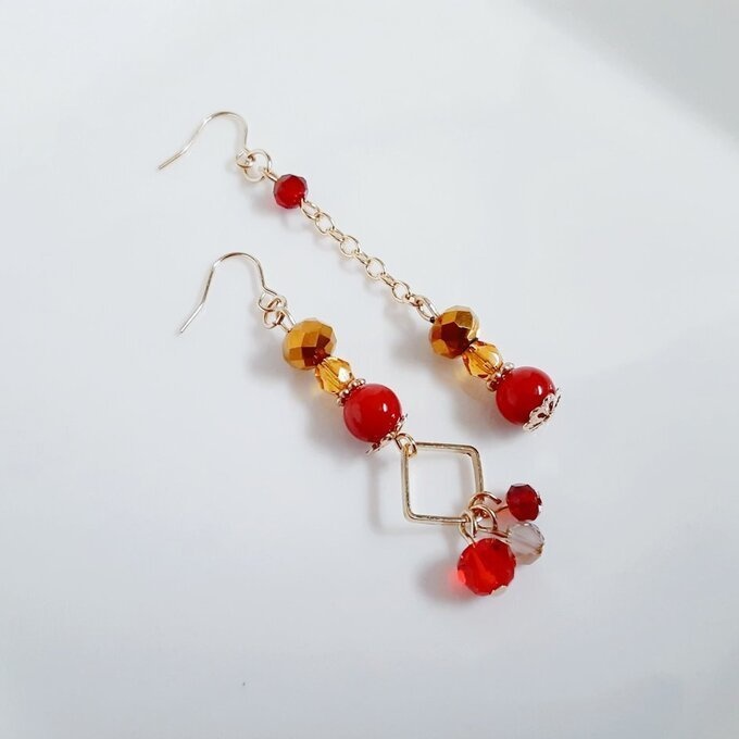 紅葉カラーのアシンメトリーピアス/イヤリング