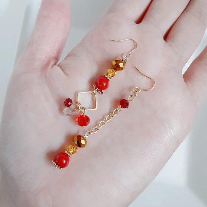 紅葉カラーのアシンメトリーピアス/イヤリング