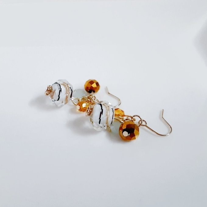 とんぼ玉ビーズとガラスビーズのプチジャラジャラピアス/イヤリング(大人シック)