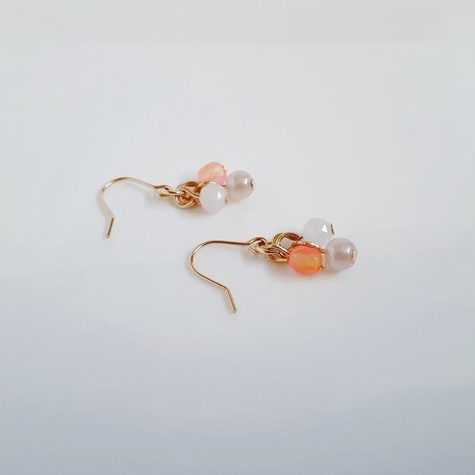 再販☆チェコビーズとガラスビーズの淡い色合いのミニピアス/イヤリング