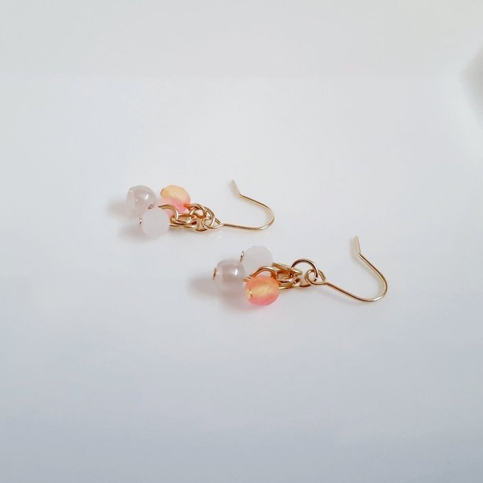 再販☆チェコビーズとガラスビーズの淡い色合いのミニピアス/イヤリング