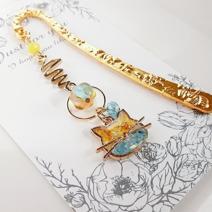 プレゼントにも自分用にもぴったり☆トロピカルカラーのひげ猫ちゃんのブックマーク/しおり(文庫本用)