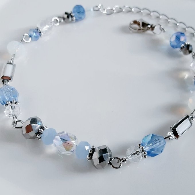 アクリルフレームストーンが素敵なお洒落ブレスレット(クリアアクアブルー)