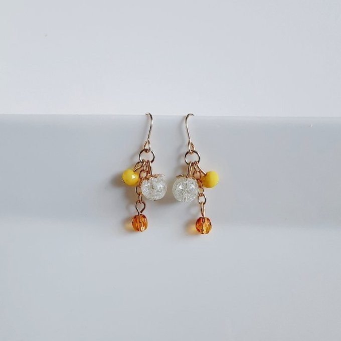 クラッククリスタルとチェコビーズとガラスビーズのちょいミニピアス/イヤリング