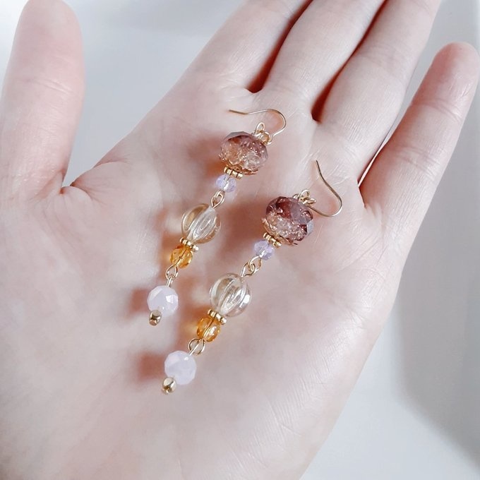 とんぼ玉ビーズとチェコビーズのゆらゆらロングピアス/イヤリング(大人シック)