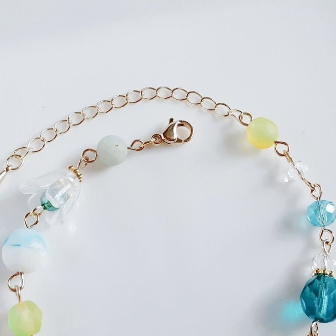 爽やか☆ぷっくりしずくと蝶とスクエアフープの癒しのイエローグリーンカラーのブレスレット