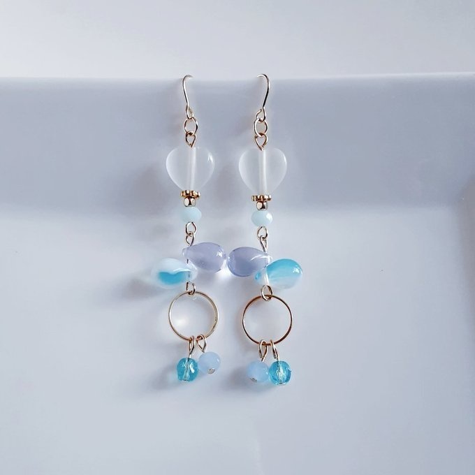 1ペアのみ☆ハート型キャッツアイとぷっくりしずくビーズのアクアブルー色ピアス/イヤリング